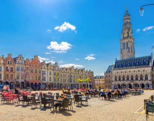 facade immeubles anciens arras