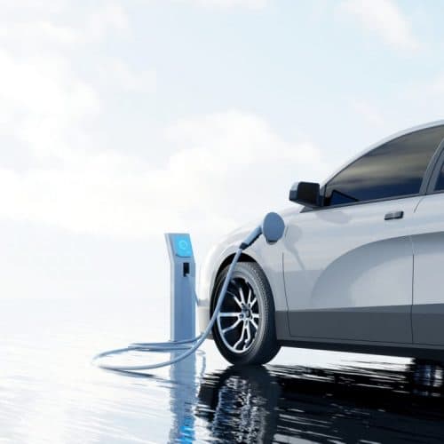 Batteries solides : la technologie qui va révolutionner l’autonomie des voitures électriques ?