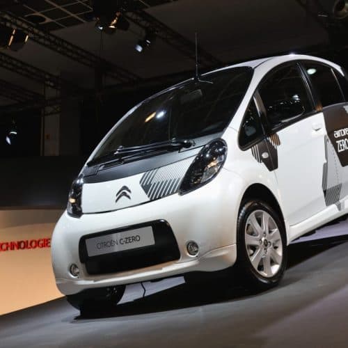 Quelle borne de recharge pour une Citroën C-Zero ?