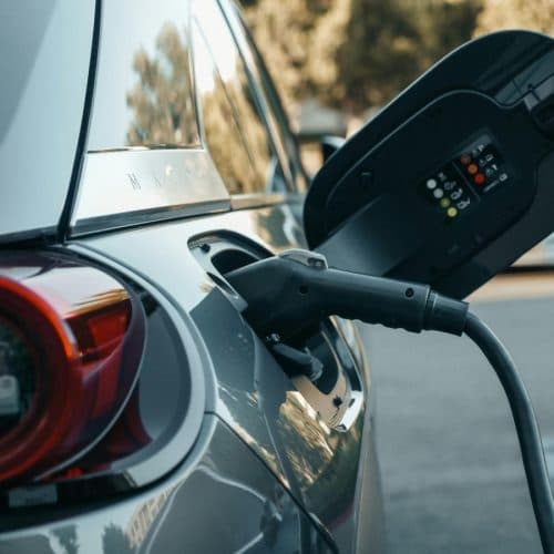 Comparatif carte recharge voiture électrique : comment choisir le meilleur modèle ?