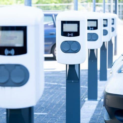 Bornes de recharge gratuites : où en trouve-t-on ?