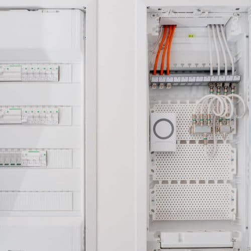 Comment installer un coffret de communication ?