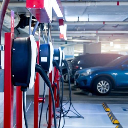 Quels raccordements électriques réaliser pour installer une borne de recharge en copropriété ?