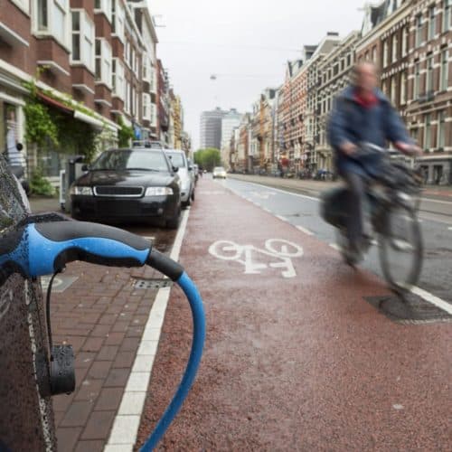 Top 10 des villes françaises les mieux équipées en bornes de recharge