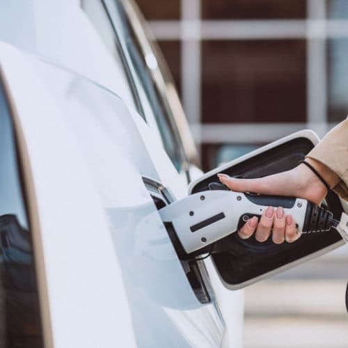 5 voitures électriques incontournables à moins de 200 € / mois
