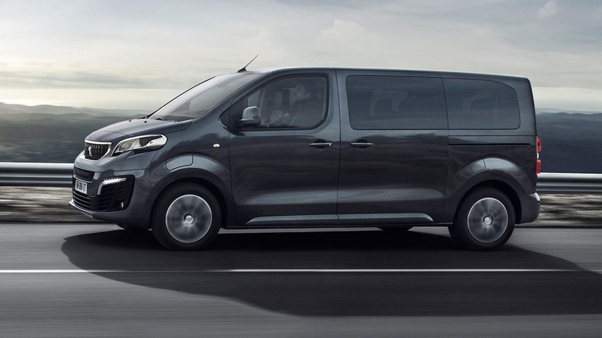 Peugeot e-Traveller