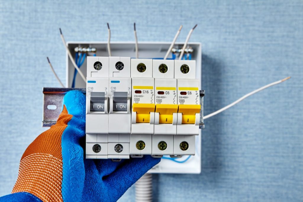 alimentation électrique peigne