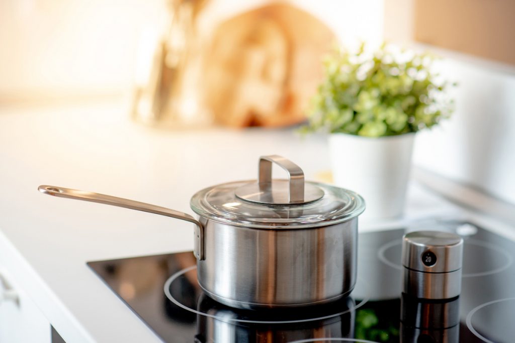 casserole sur plaque electrique induction