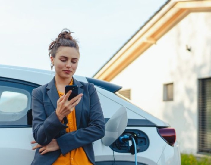 Recharge des véhicules de fonction à domicile : vos avantages
