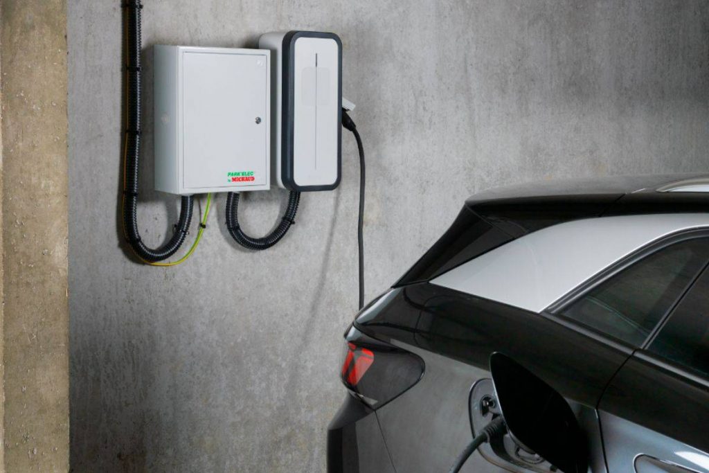 borne de recharge michaud izi by edf