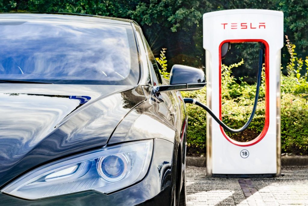 superchargeur Tesla