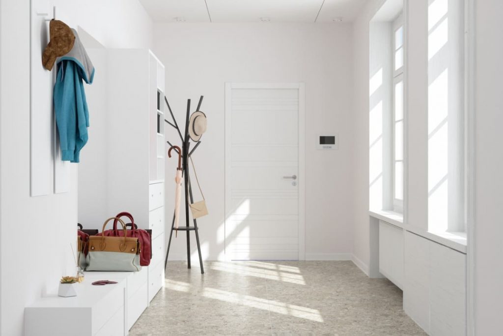 entree logement blanc immacule