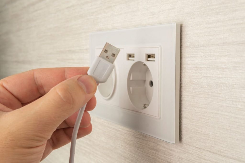 prise de courant avec port usb