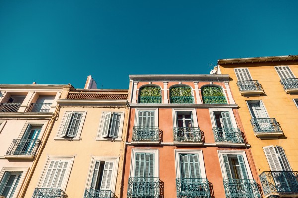 vue immeuble habitation frejus