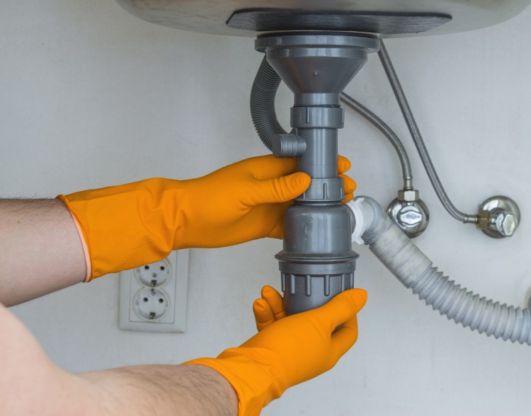 Fuite et remplacement de siphon